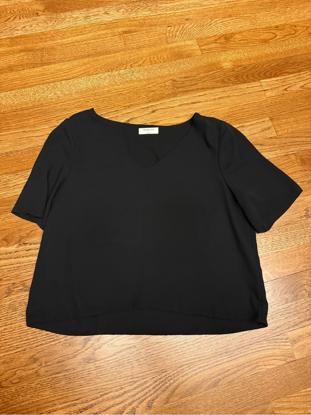Babaton Randy Black V-Neck Short Sleeve Blouse - Picture 3 of 5